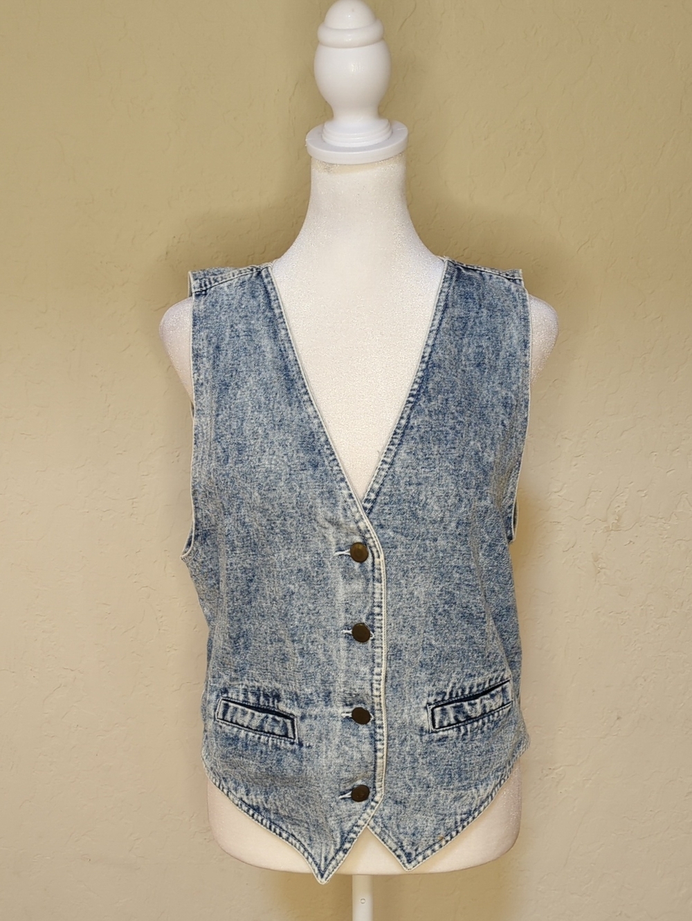 Pinot Noir Vintage Denim Stonewashed Button Front Bow Detail Vest Size Large